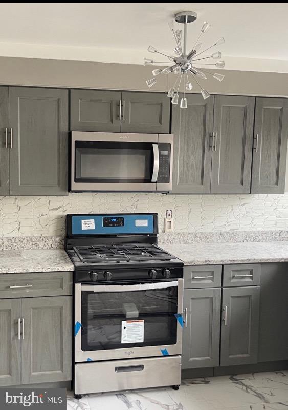 7049 Radbourne Road Upper Darby, PA 19082 - Photo 5 of 13 House Kitchen