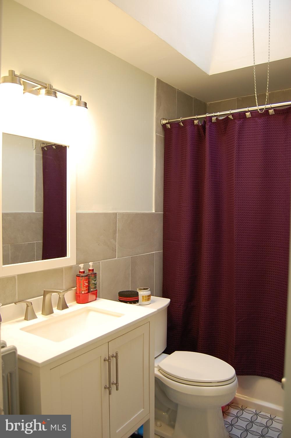 7049 Radbourne Road Upper Darby, PA 19082 - Photo 6 of 13 House Bath