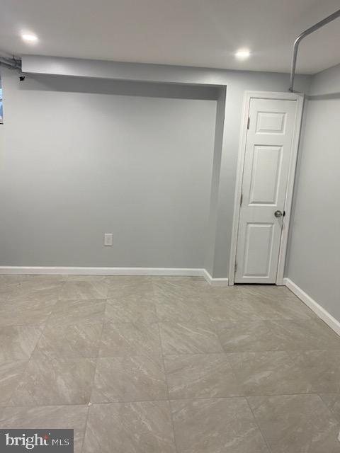 7049 Radbourne Road Upper Darby, PA 19082 - Photo 8 of 13 Apt LR