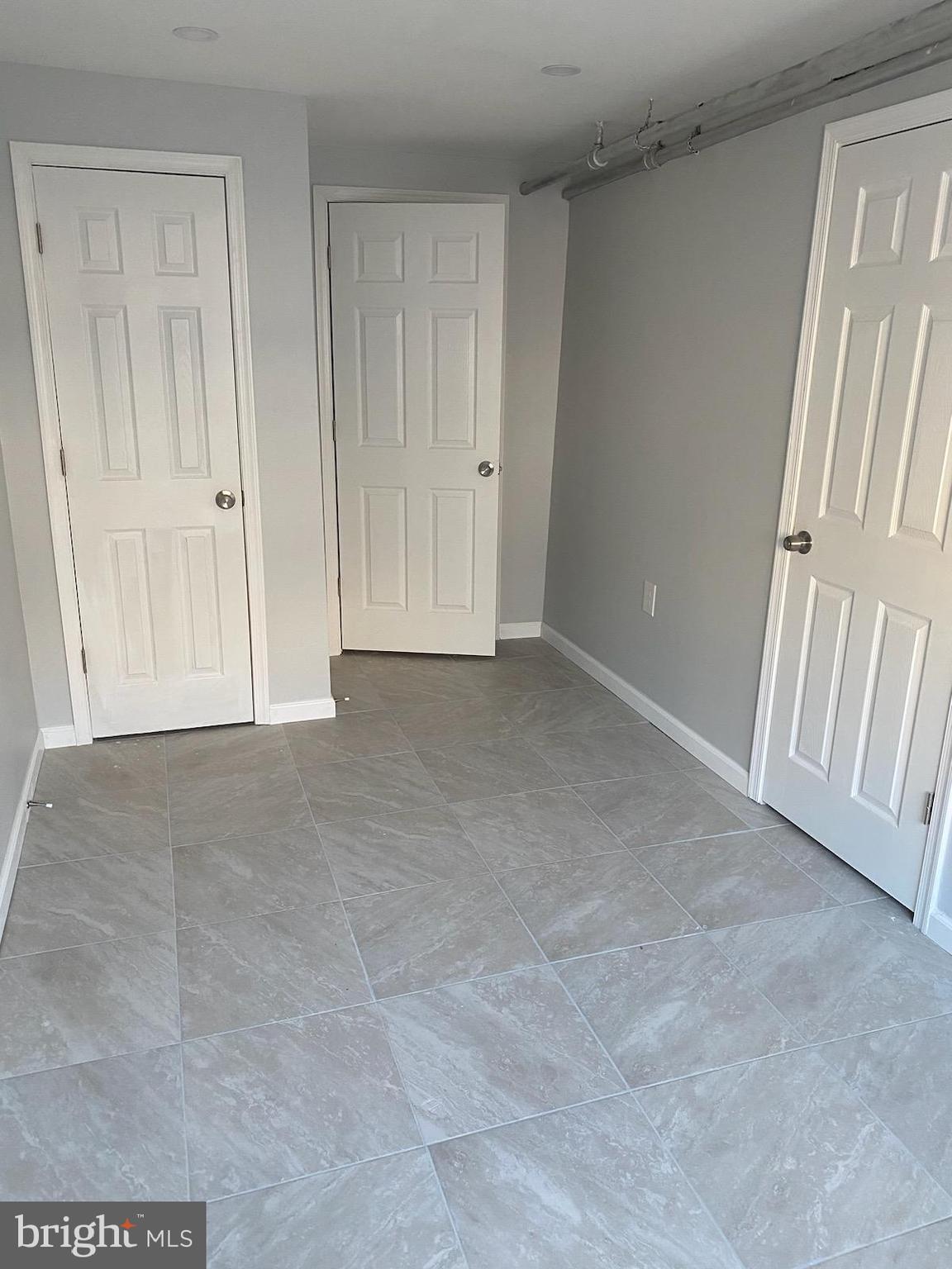 7049 Radbourne Road Upper Darby, PA 19082 - Photo 9 of 13 Apt BR