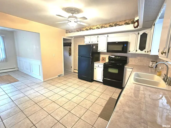 $155,000 | 145 Halfmoon Street, Lincoln, IL 62656