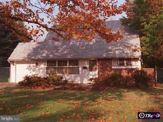 25 Quay Road Levittown, PA 19057 - Photo 1 of 1 Gallery Image 1