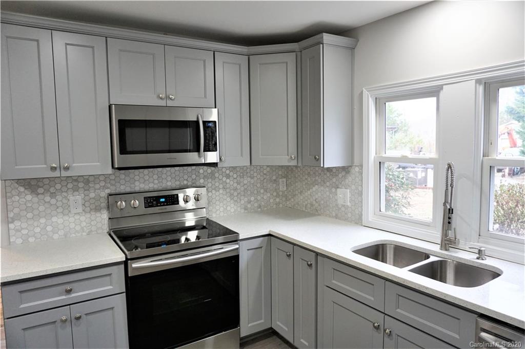 5371 Davidson Road, Unit 19 Davidson, NC 28036 - Photo 14 of 38 Gallery Image 14