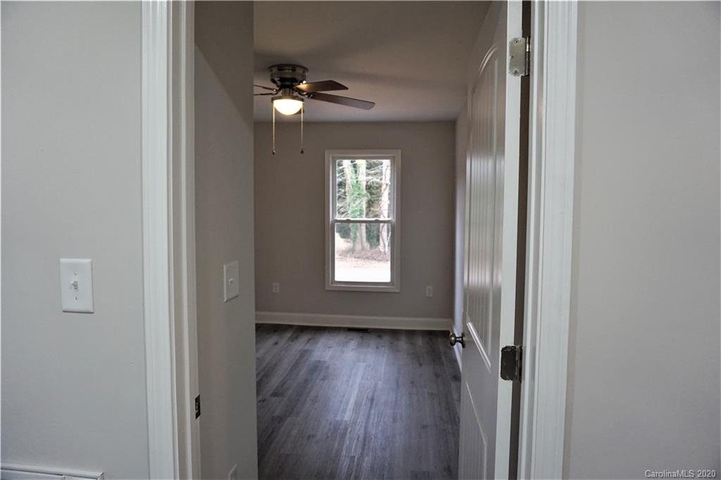 5371 Davidson Road, Unit 19 Davidson, NC 28036 - Photo 21 of 38 Gallery Image 21