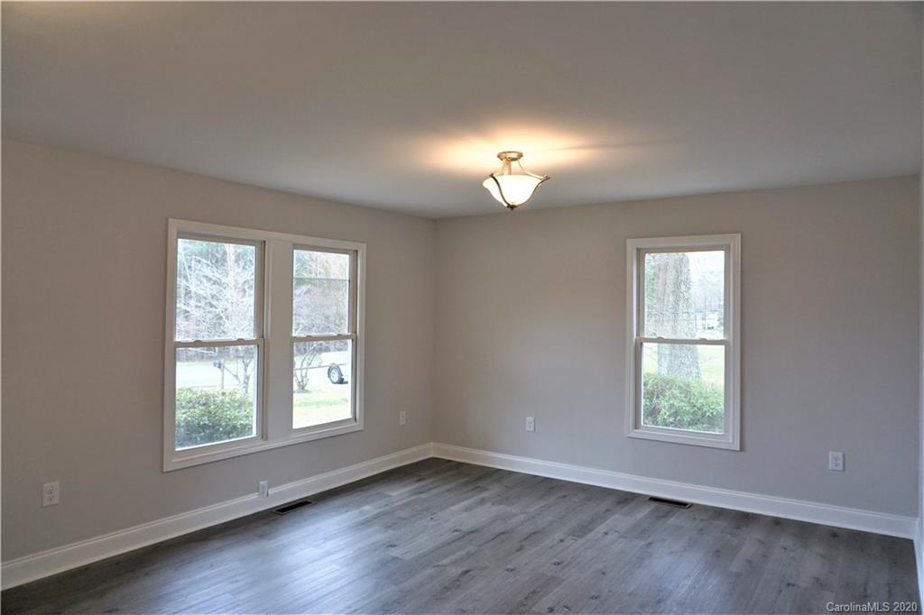 5371 Davidson Road, Unit 19 Davidson, NC 28036 - Photo 34 of 38 Gallery Image 34