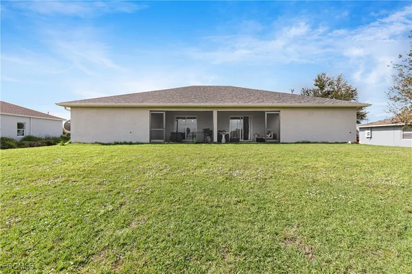 $1,800 | 1139 Edgerton Avenue, Lehigh Acres, FL 33974