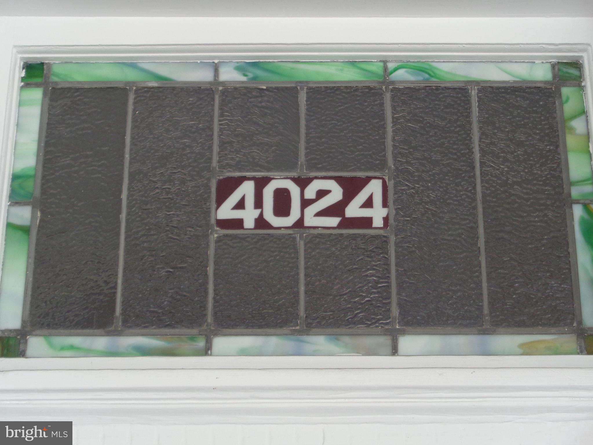 4024 Falls Road Baltimore, MD 21211 - Photo 2 of 68 Original Leaded Glass Entrance Transom Window