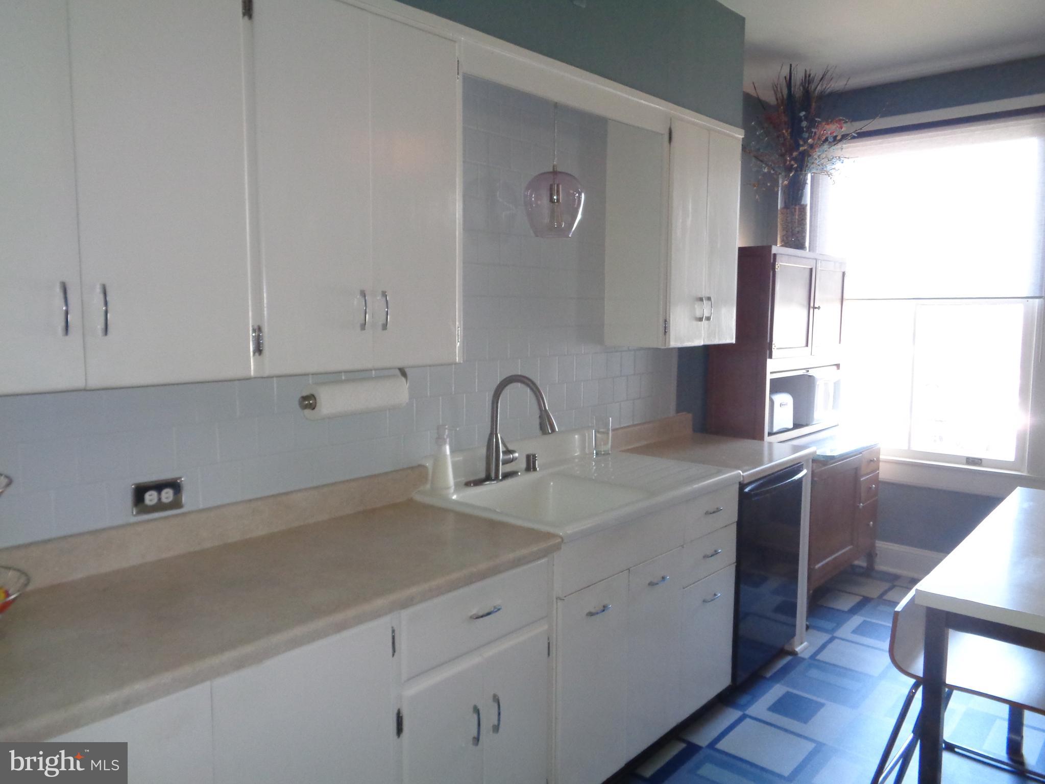 4024 Falls Road Baltimore, MD 21211 - Photo 20 of 68 Kitchen