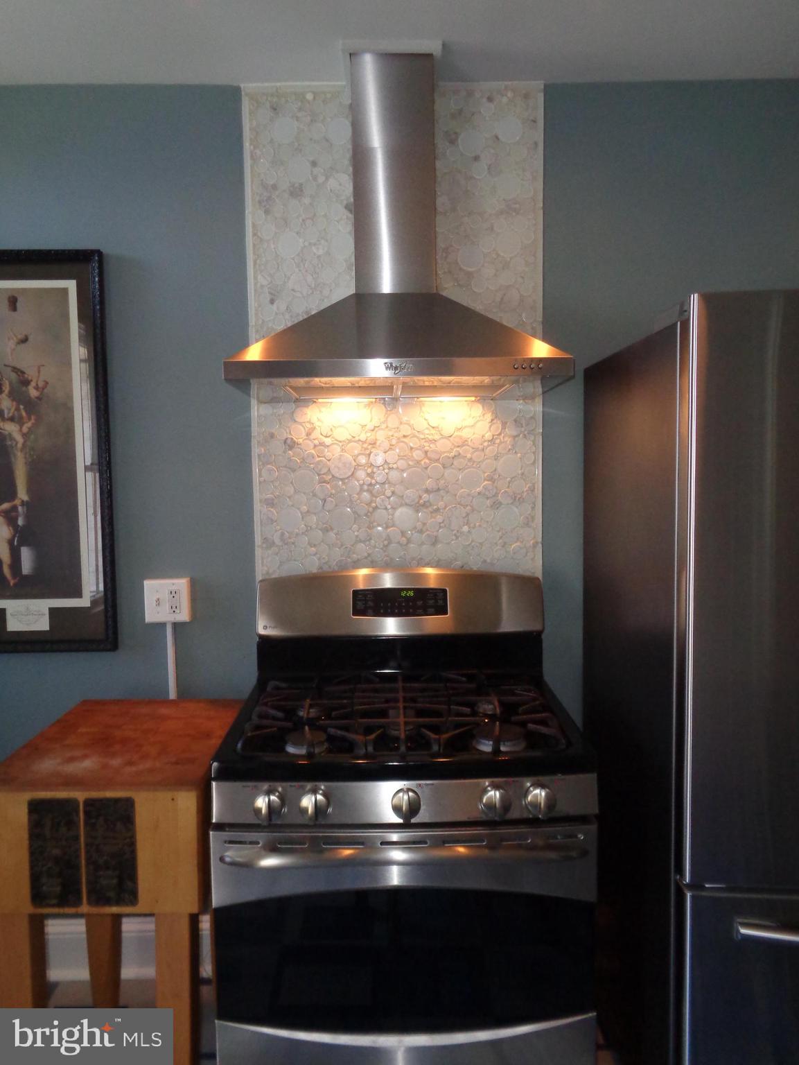 4024 Falls Road Baltimore, MD 21211 - Photo 23 of 68 Kitchen