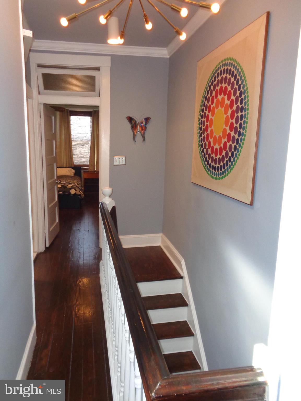 4024 Falls Road Baltimore, MD 21211 - Photo 37 of 68 Second floor hallway