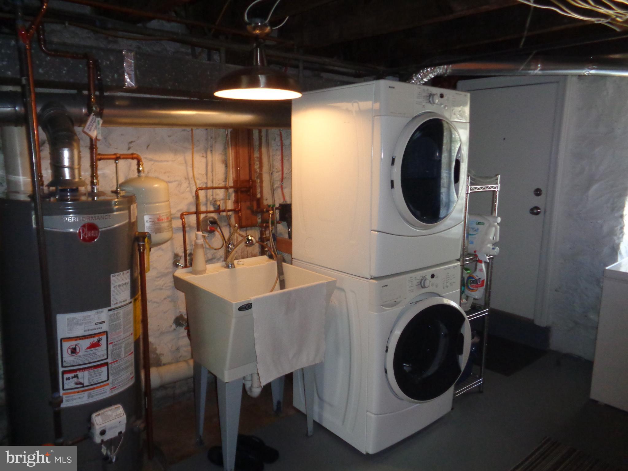 4024 Falls Road Baltimore, MD 21211 - Photo 62 of 68 Laundry