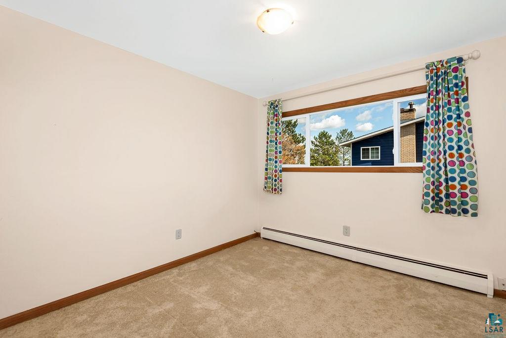 1715 Norton Road Duluth, MN 55803 - Photo 14 of 44