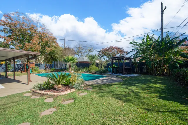 $265,000 | 1846 Acacia Circle, Freeport, TX 77541