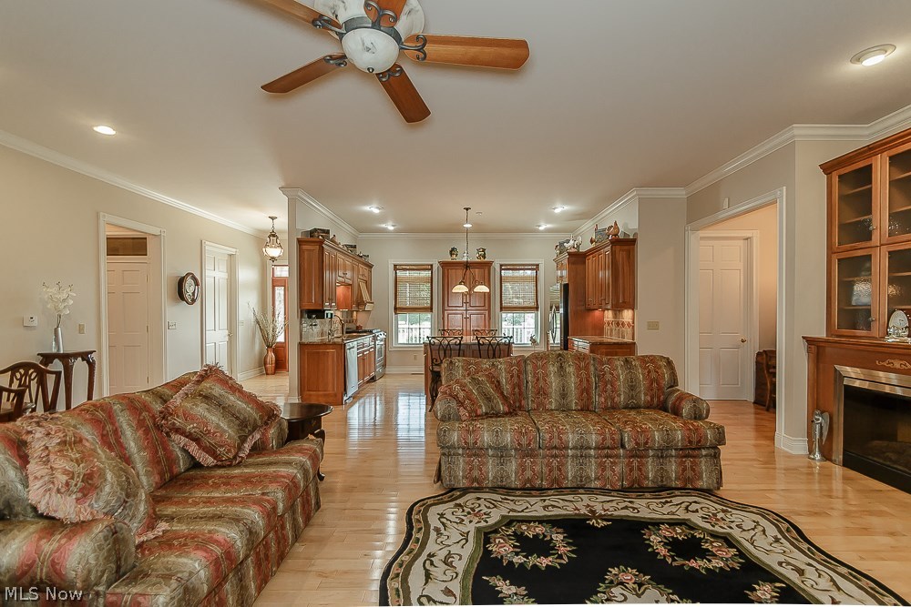 7233 Middle Ridge Road Madison, OH 44057 - Photo 13 of 35