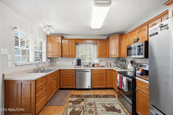 $575,000 | 1625 Machine Branch Road, Ewing, VA 24248