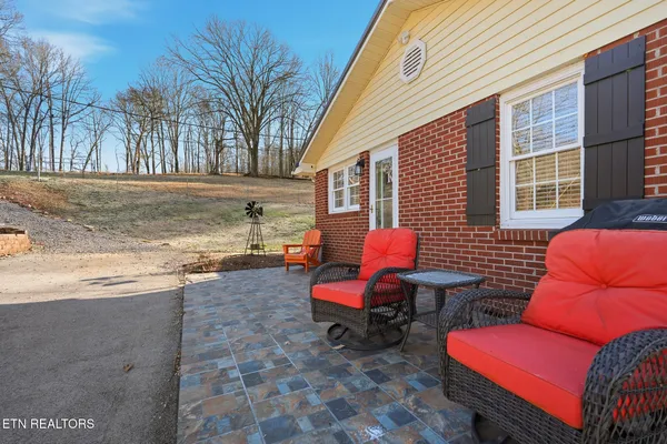 $575,000 | 1625 Machine Branch Road, Ewing, VA 24248