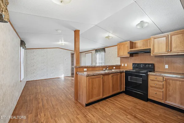 $575,000 | 1625 Machine Branch Road, Ewing, VA 24248