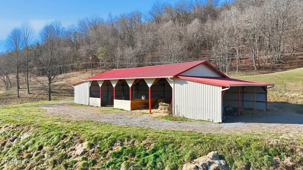 $575,000 | 1625 Machine Branch Road, Ewing, VA 24248