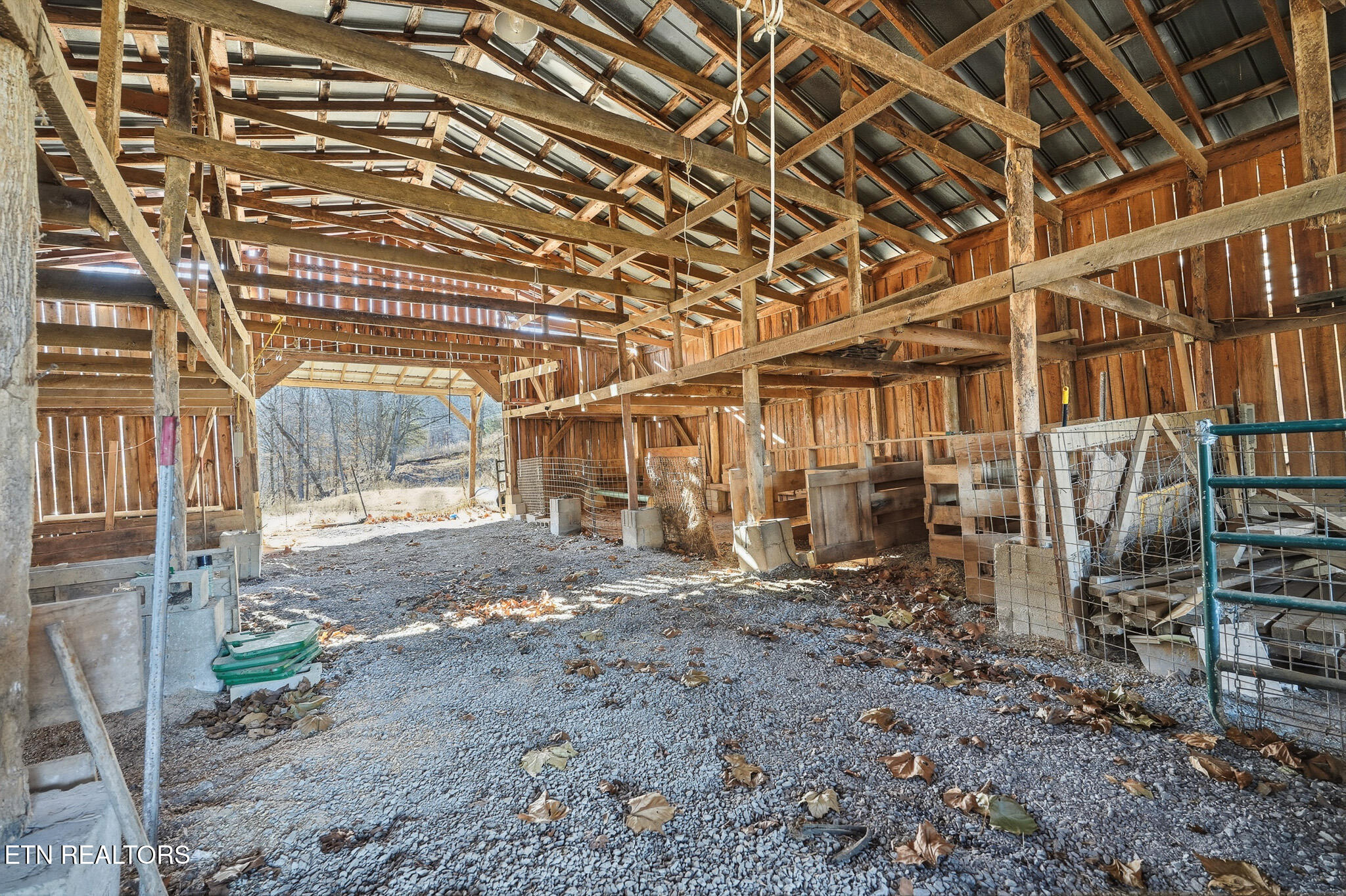 1625 Machine Branch Road Ewing, VA 24248 - Photo 50 of 60 51_dsc08609