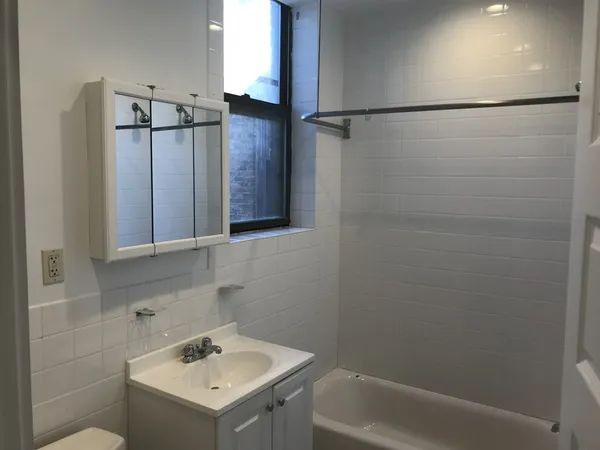 $4,200 | 1469 Beacon Street, Unit 1, Brookline, MA 02446