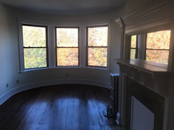 $4,200 | 1469 Beacon Street, Unit 1, Brookline, MA 02446