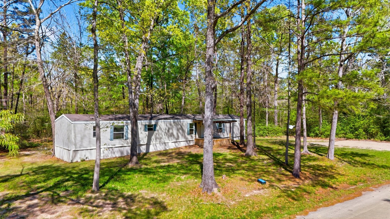 220 Rustic Lane Huntington, TX 75949 - Photo 2 of 17