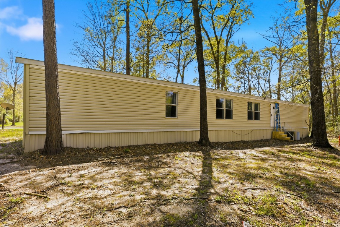 220 Rustic Lane Huntington, TX 75949 - Photo 10 of 17 Back of home