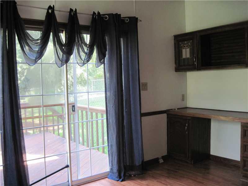 200 Hill Road Hunker, PA 15639 - Photo 9 of 10 Den/Family/Great Room.