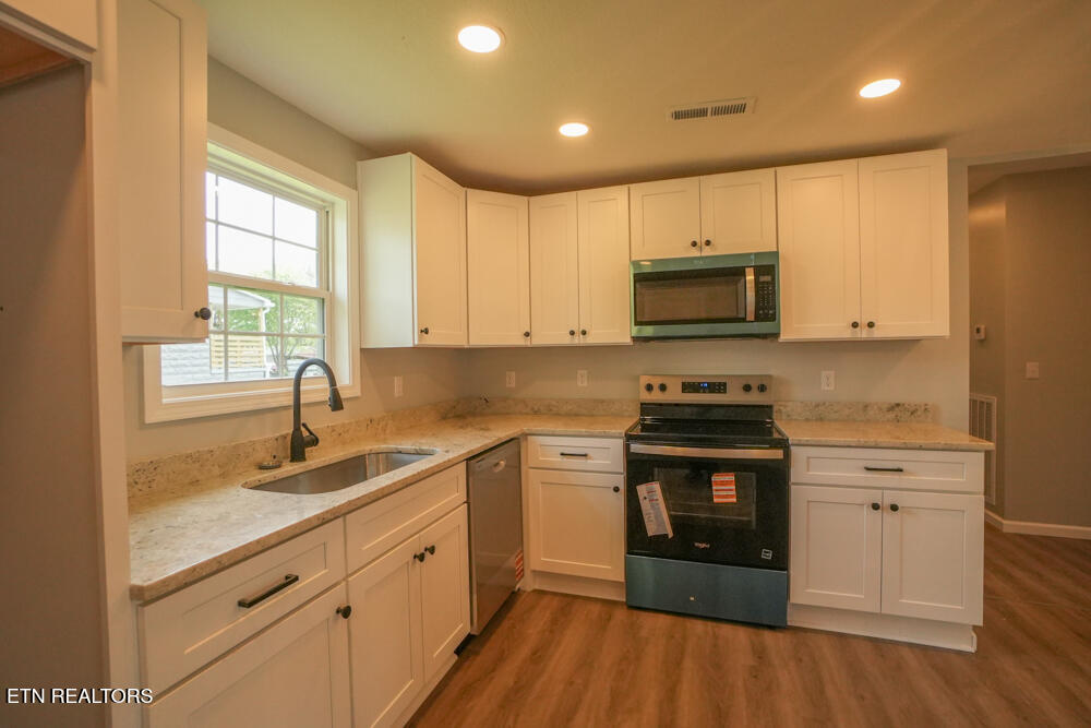863 Cedar Street Alcoa, TN 37701 - Photo 14 of 29 DSC00215
