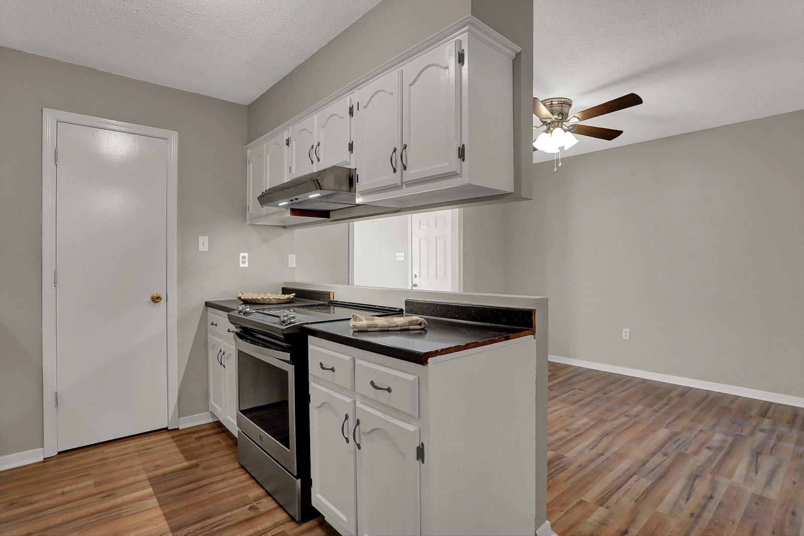 7173 Ransdorp Drive Memphis, TN 38133 - Photo 9 of 25 Gallery Image 9