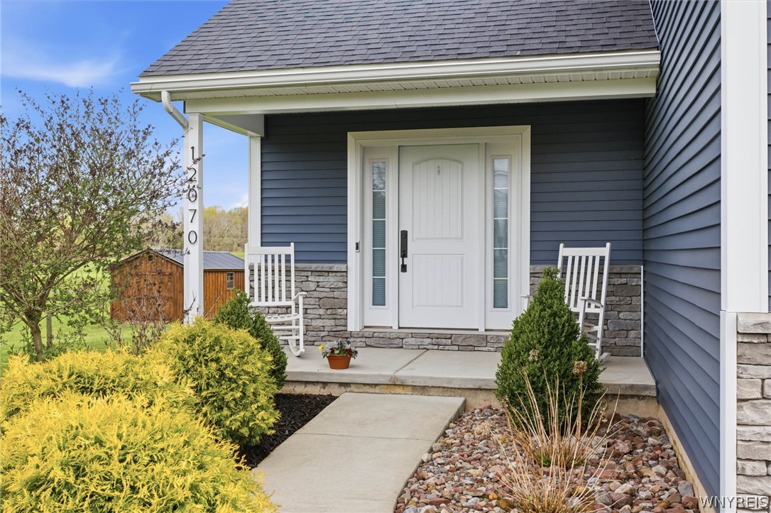 12070 Rapids Road Akron, NY 14001 - Photo 2 of 50