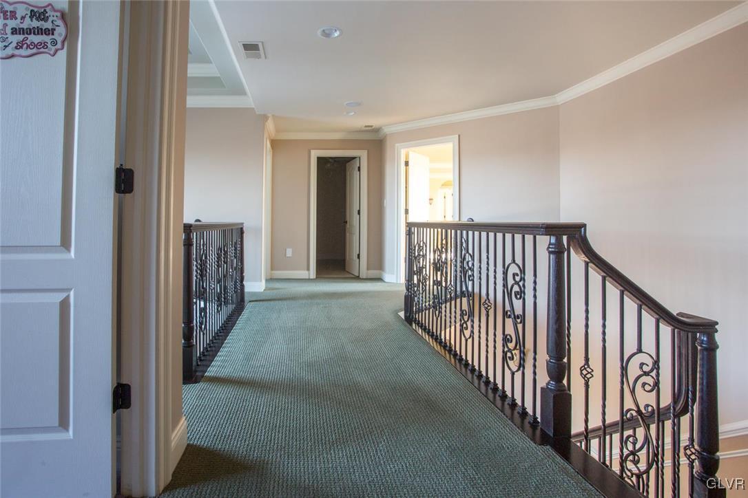 226 East Dell Road Bath, PA 18014 - Photo 41 of 50