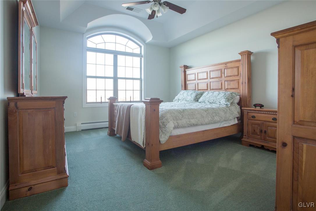 226 East Dell Road Bath, PA 18014 - Photo 42 of 50