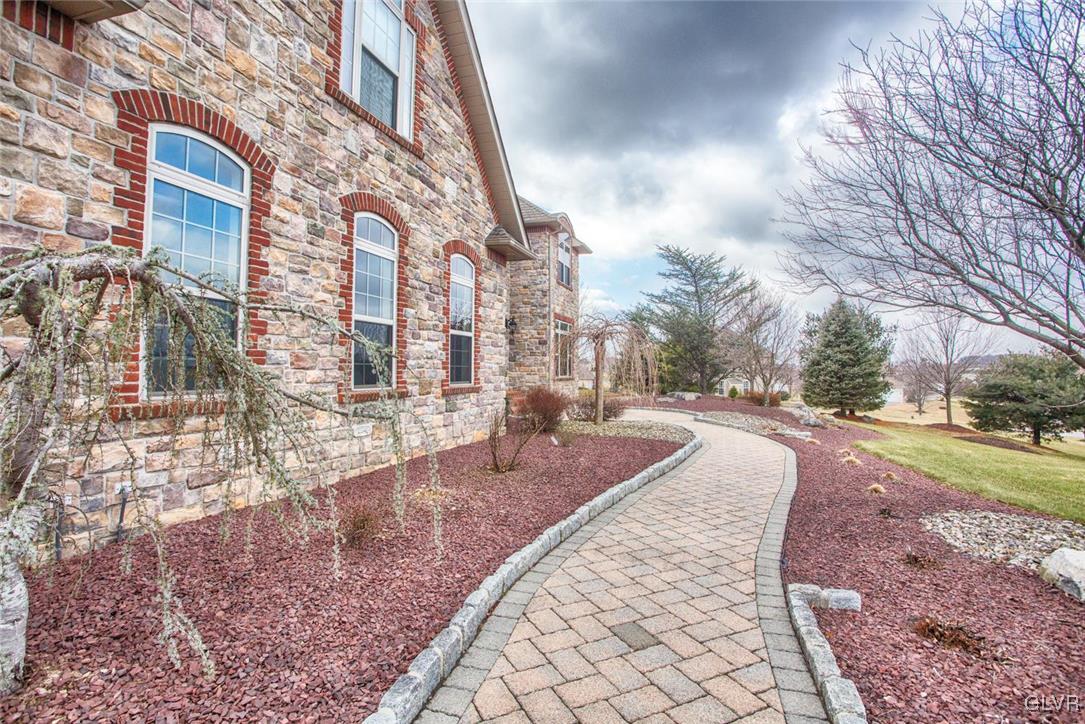 226 East Dell Road Bath, PA 18014 - Photo 47 of 50