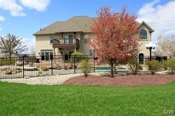 226 East Dell Road Bath, PA 18014 - Photo 6 of 50