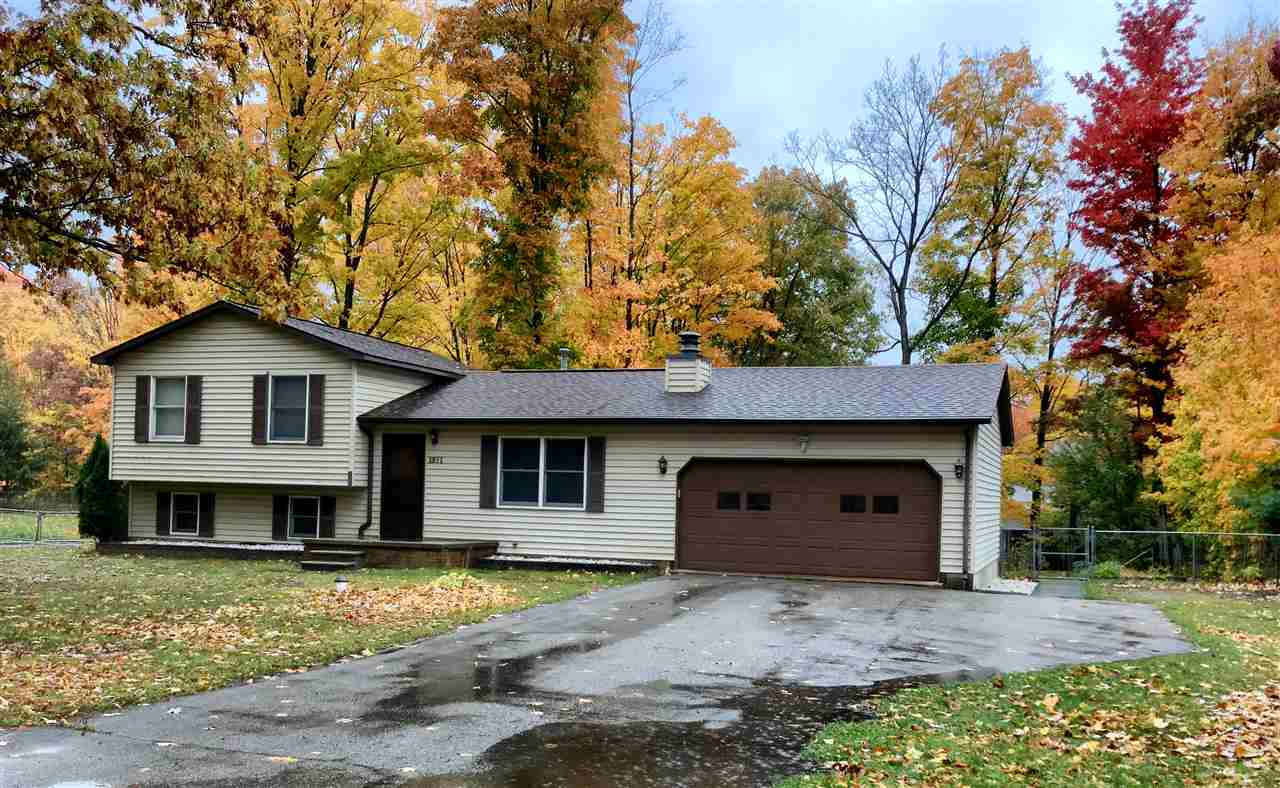 1971 Lardie Road Traverse City, MI 49696 - Photo 1 of 40 1881116.JPG