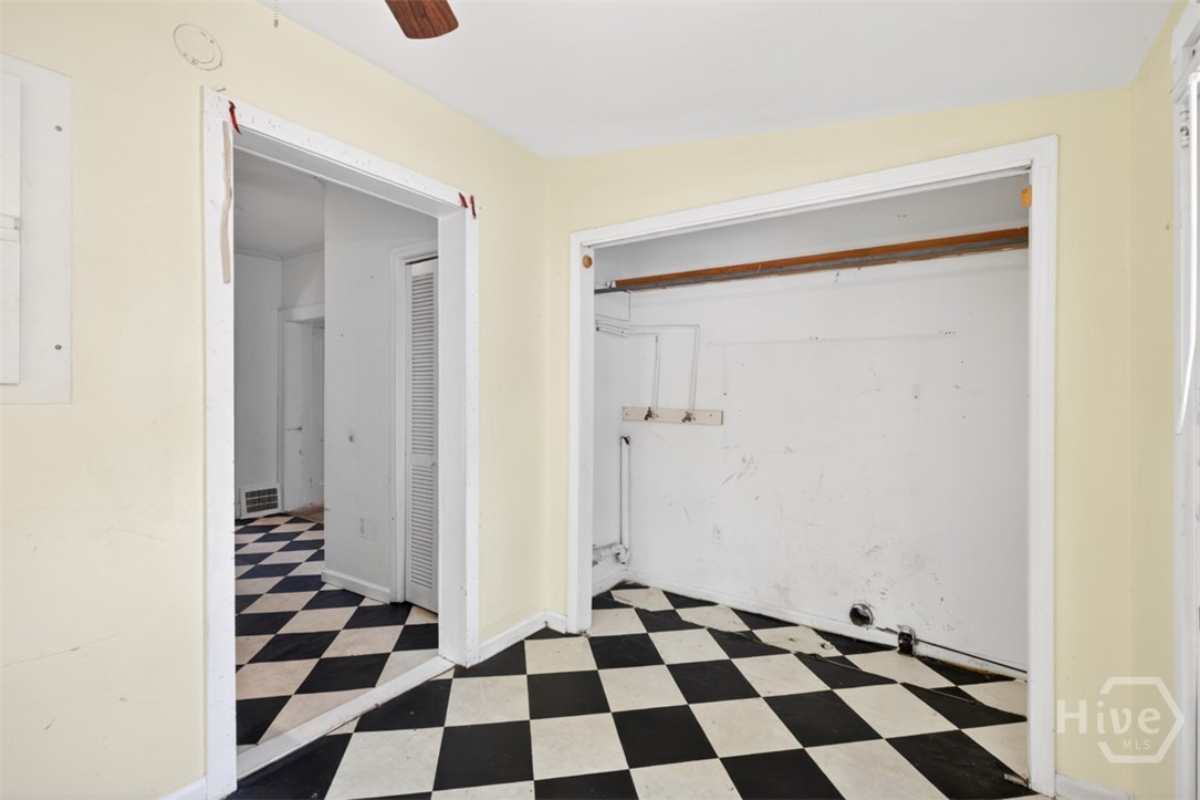 111 Edwards Street Elberton, GA 30635 - Photo 7 of 62