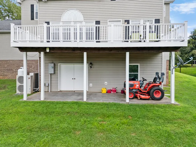 $943,900 | 2285 Lubna Drive, Christiansburg, VA 24073