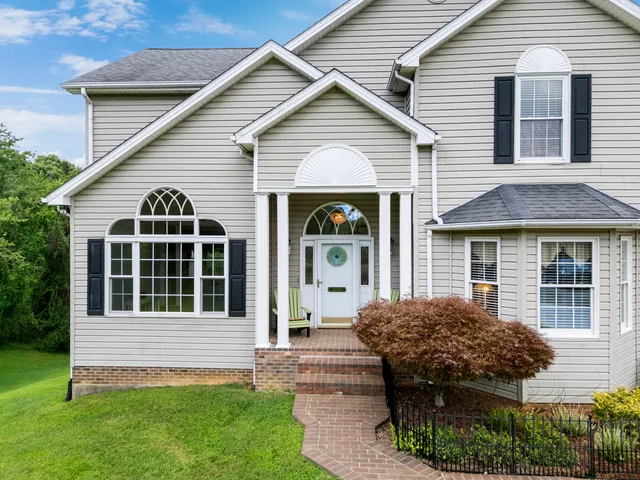 $943,900 | 2285 Lubna Drive, Christiansburg, VA 24073