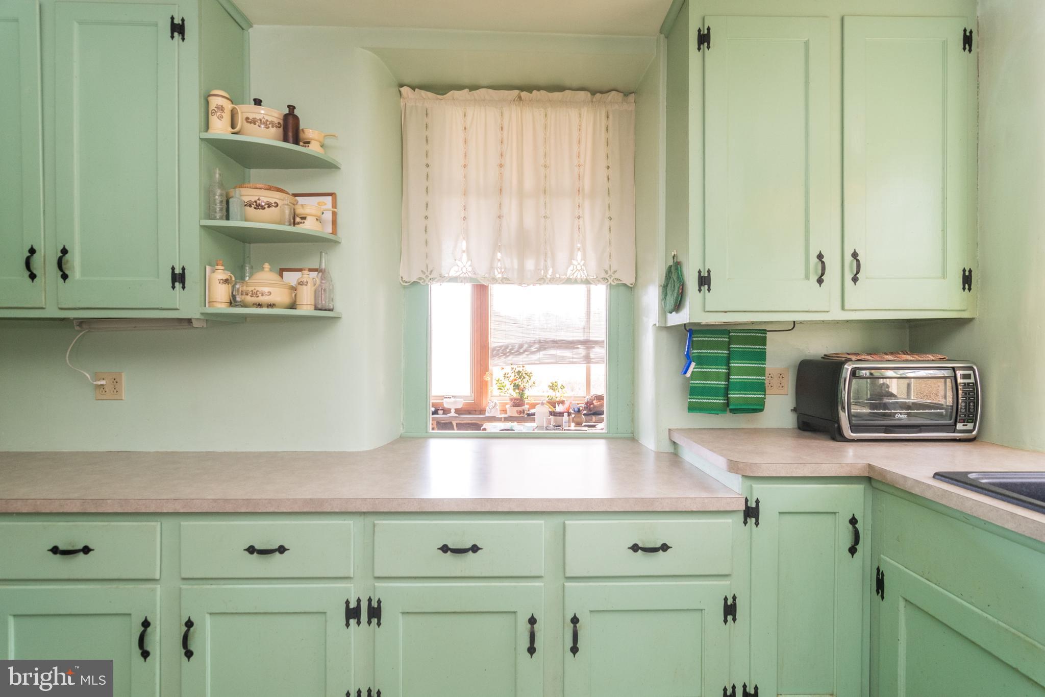 519 Redwing Road Perkasie, PA 18944 - Photo 13 of 35 Kitchen