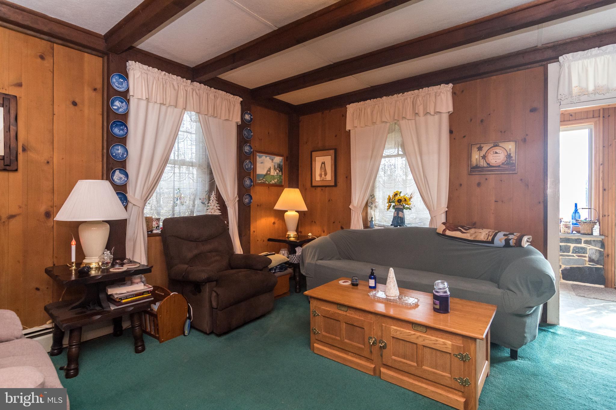 519 Redwing Road Perkasie, PA 18944 - Photo 8 of 35 Living Room