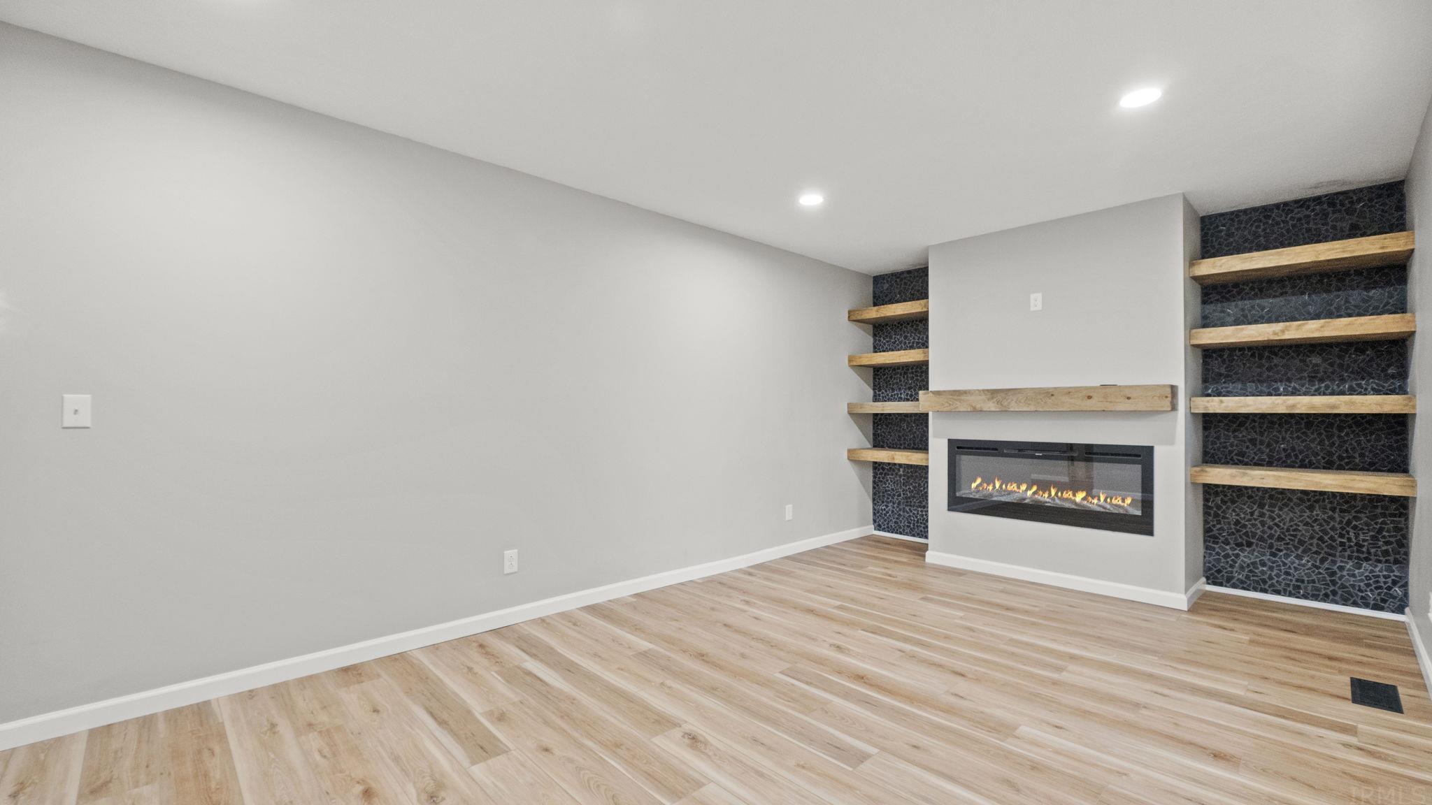 6612 Goodrich Road Fort Wayne, IN 46804 - Photo 6 of 29