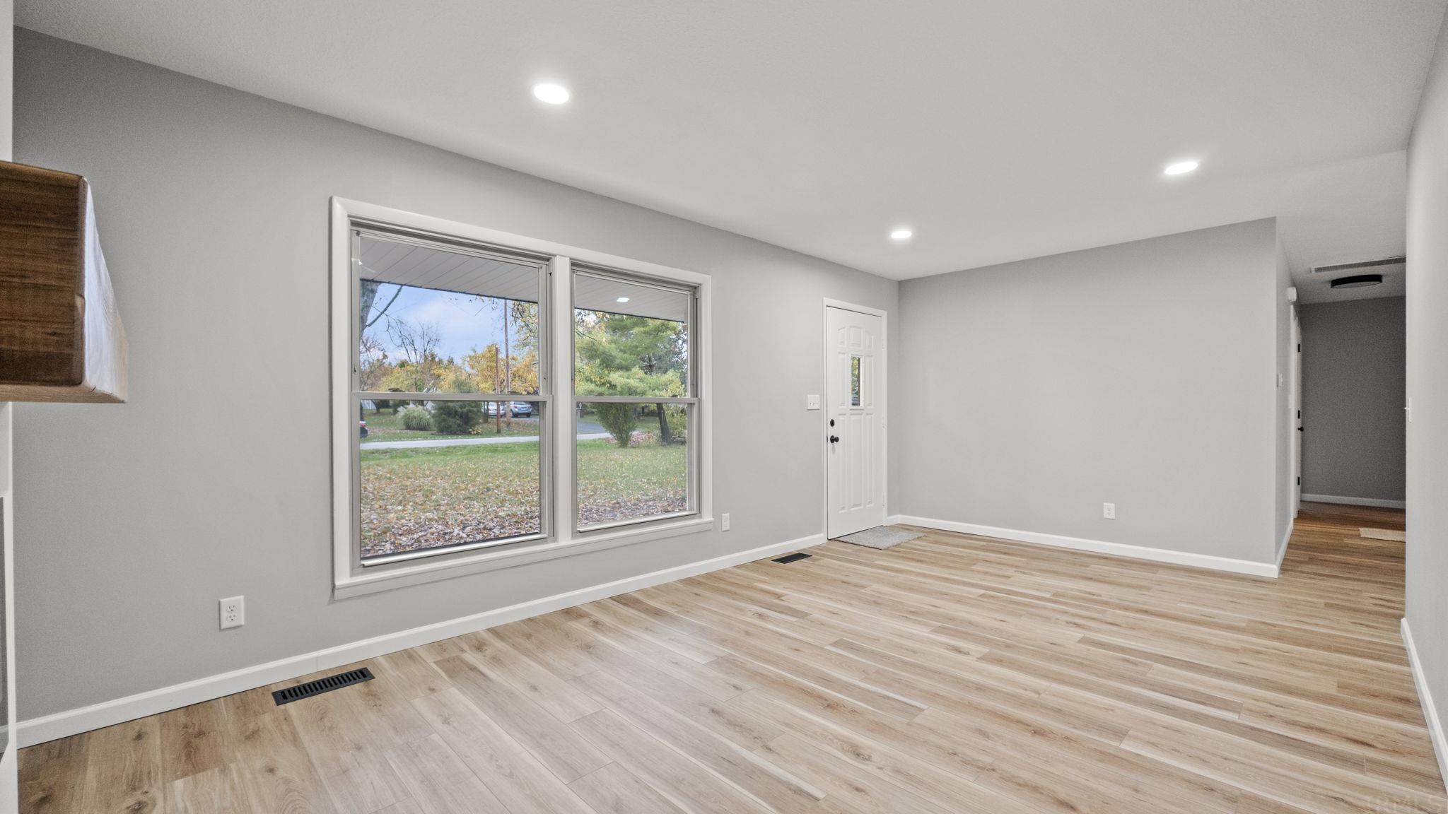 6612 Goodrich Road Fort Wayne, IN 46804 - Photo 7 of 29