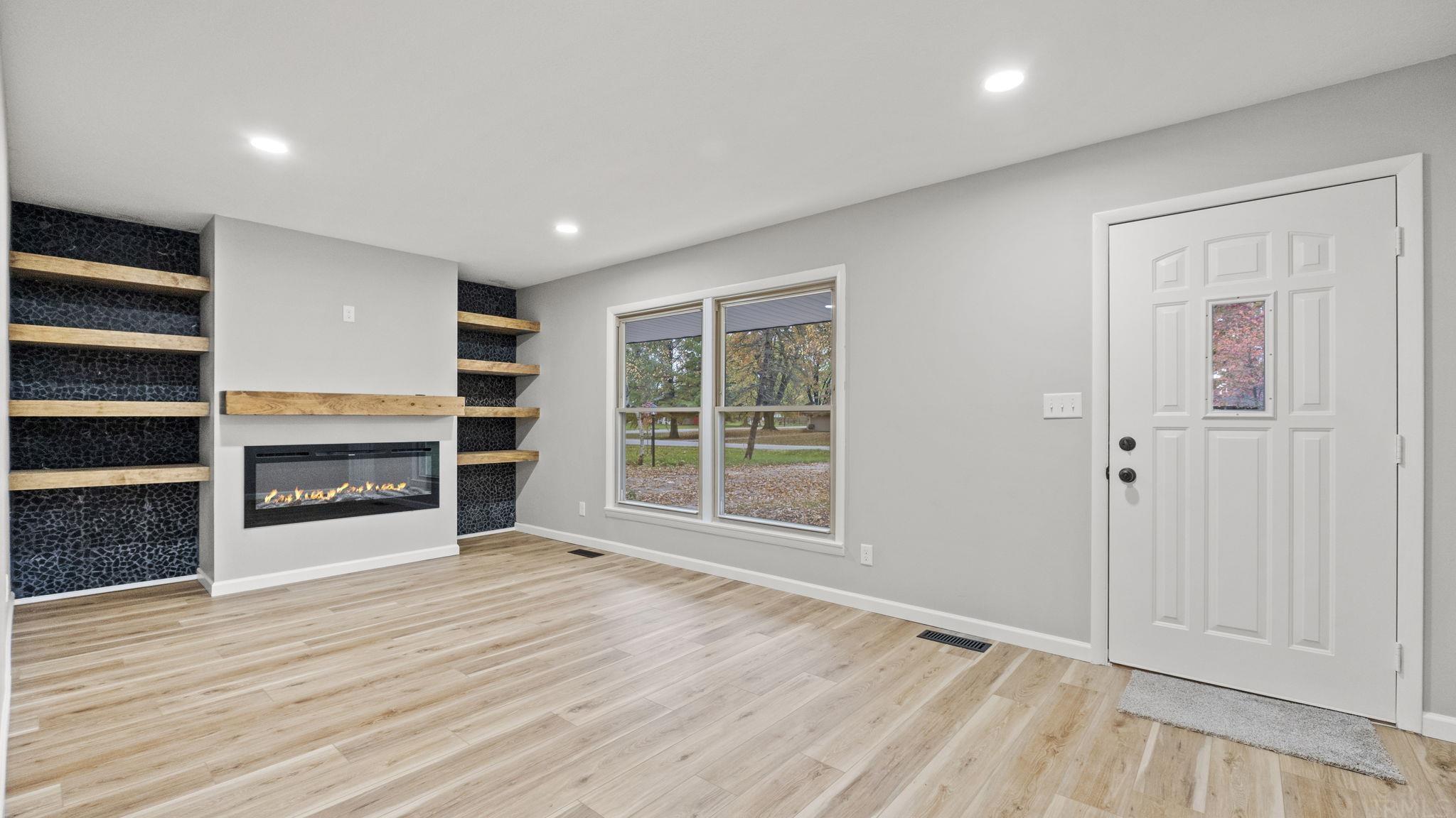 6612 Goodrich Road Fort Wayne, IN 46804 - Photo 8 of 29
