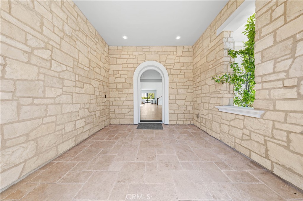 84 Eider Irvine, CA 92618 - Photo 9 of 74