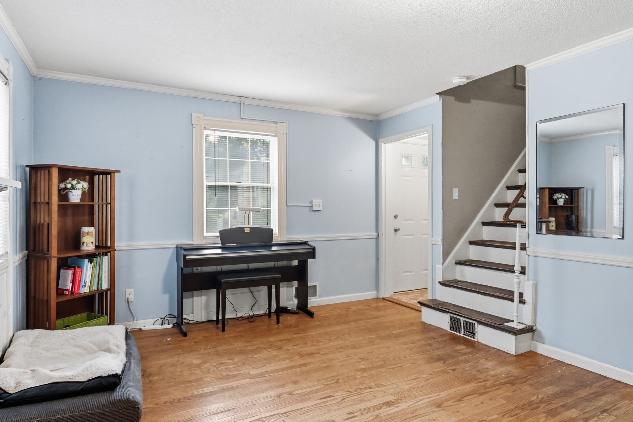 89 Abbott Street Springfield, MA 01118 - Photo 7 of 41 Gallery Image 7