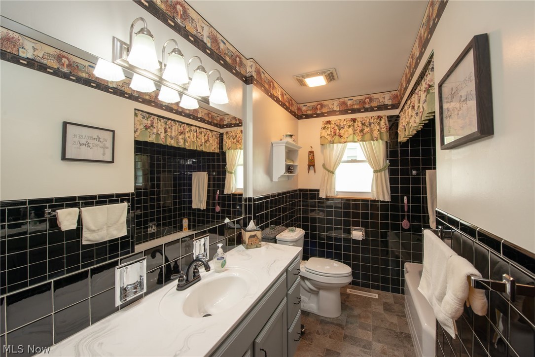 2908 Bancroft Road Akron, OH 44333 - Photo 27 of 35 Gallery Image 27
