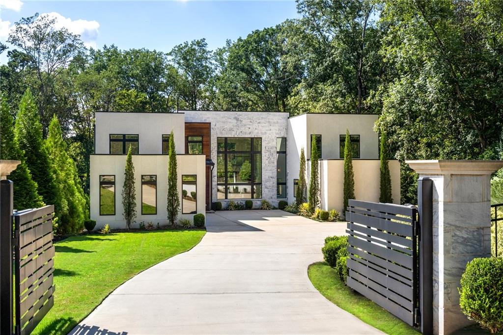1105 Moores Mill Road Northwest Atlanta, GA 30327 - Photo 2 of 77