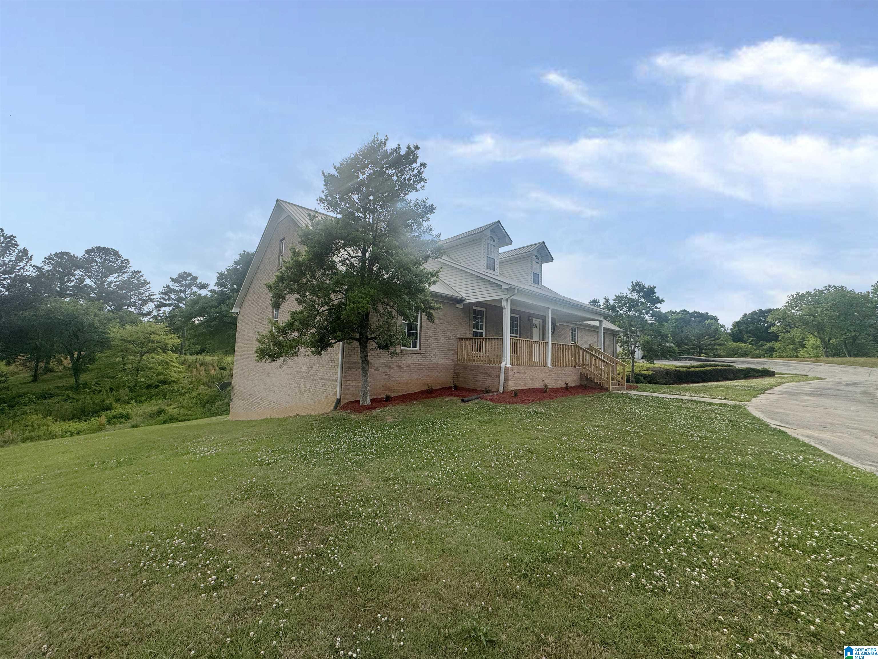 1914 Loop Road Moody, AL 35004 - Photo 8 of 46