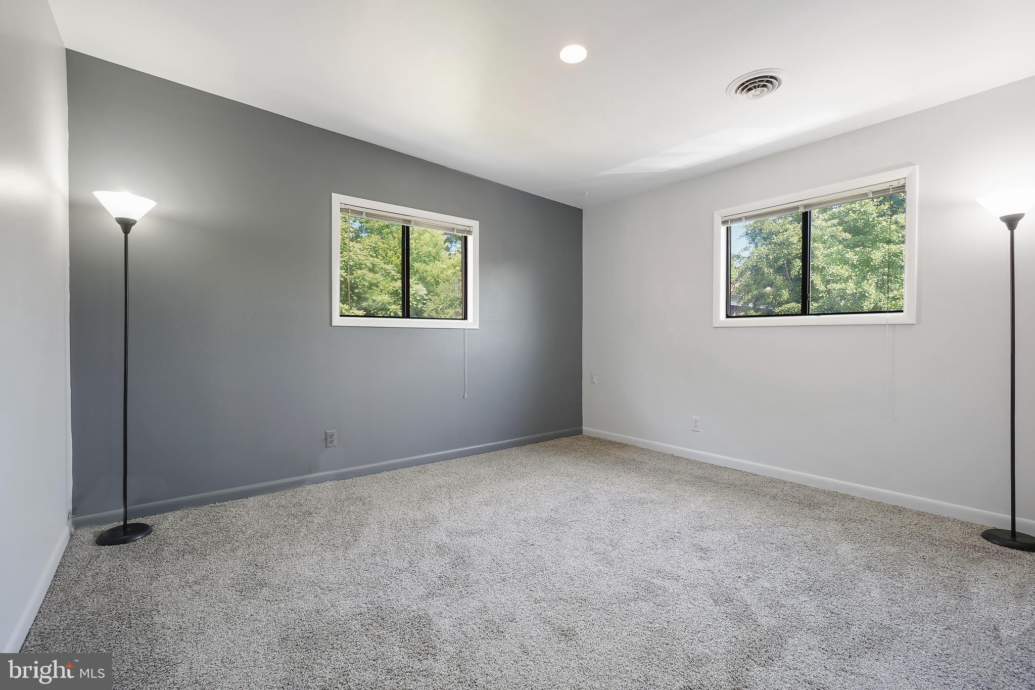 208 Skyhill Road, Unit 208 Alexandria, VA 22314 - Photo 19 of 57